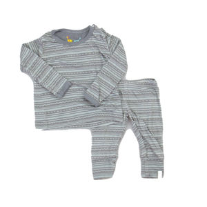 Clover. Boys Grey 2-piece Pajamas size: 3-6 Months